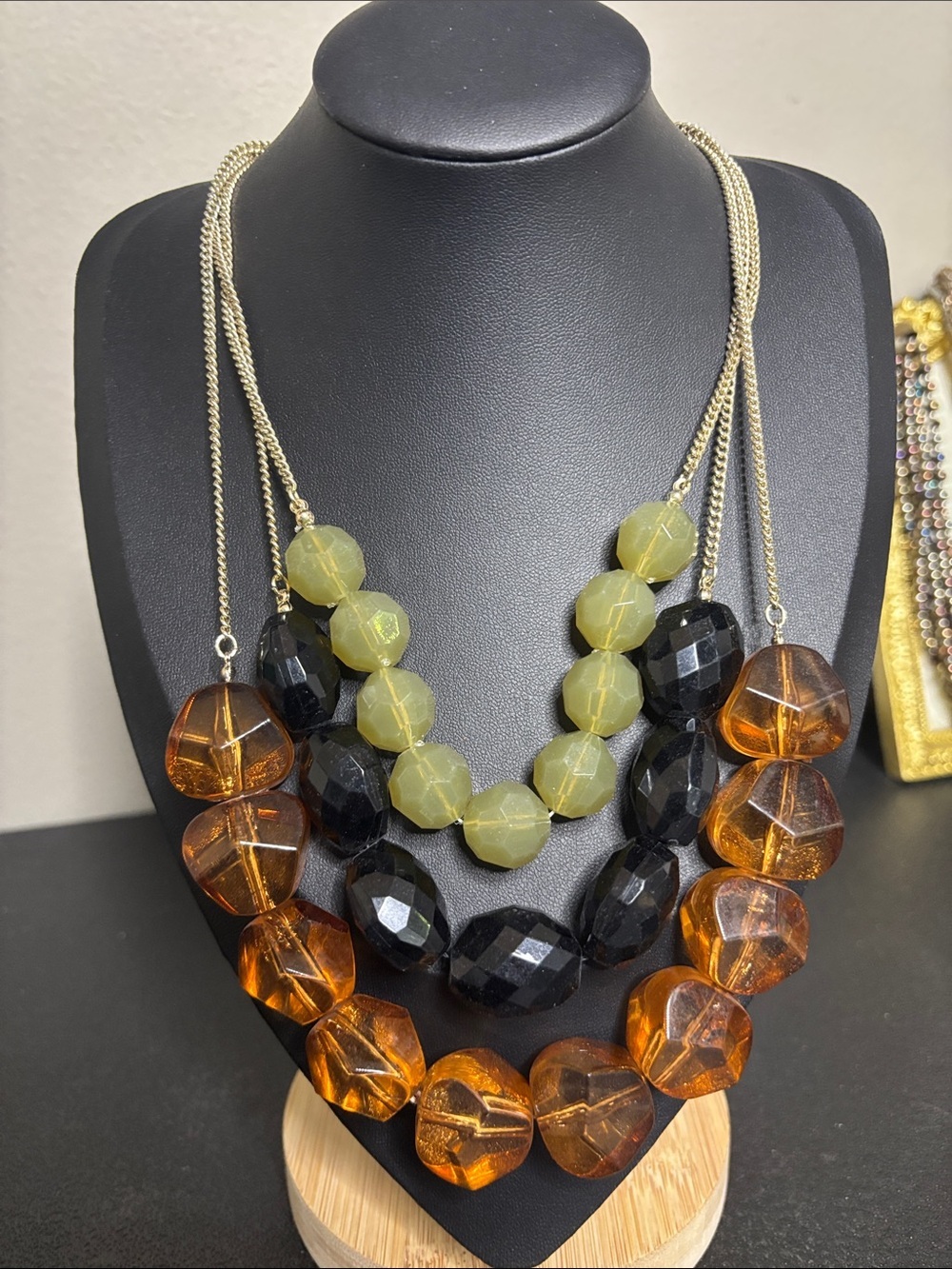 Chunky Triple Strand Statement Statement Gold Tone Necklace Olive Amber, Black
